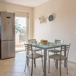 Rafaella