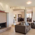 Villa Rafaella *